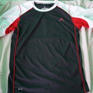 Boys Jordan dri fit top